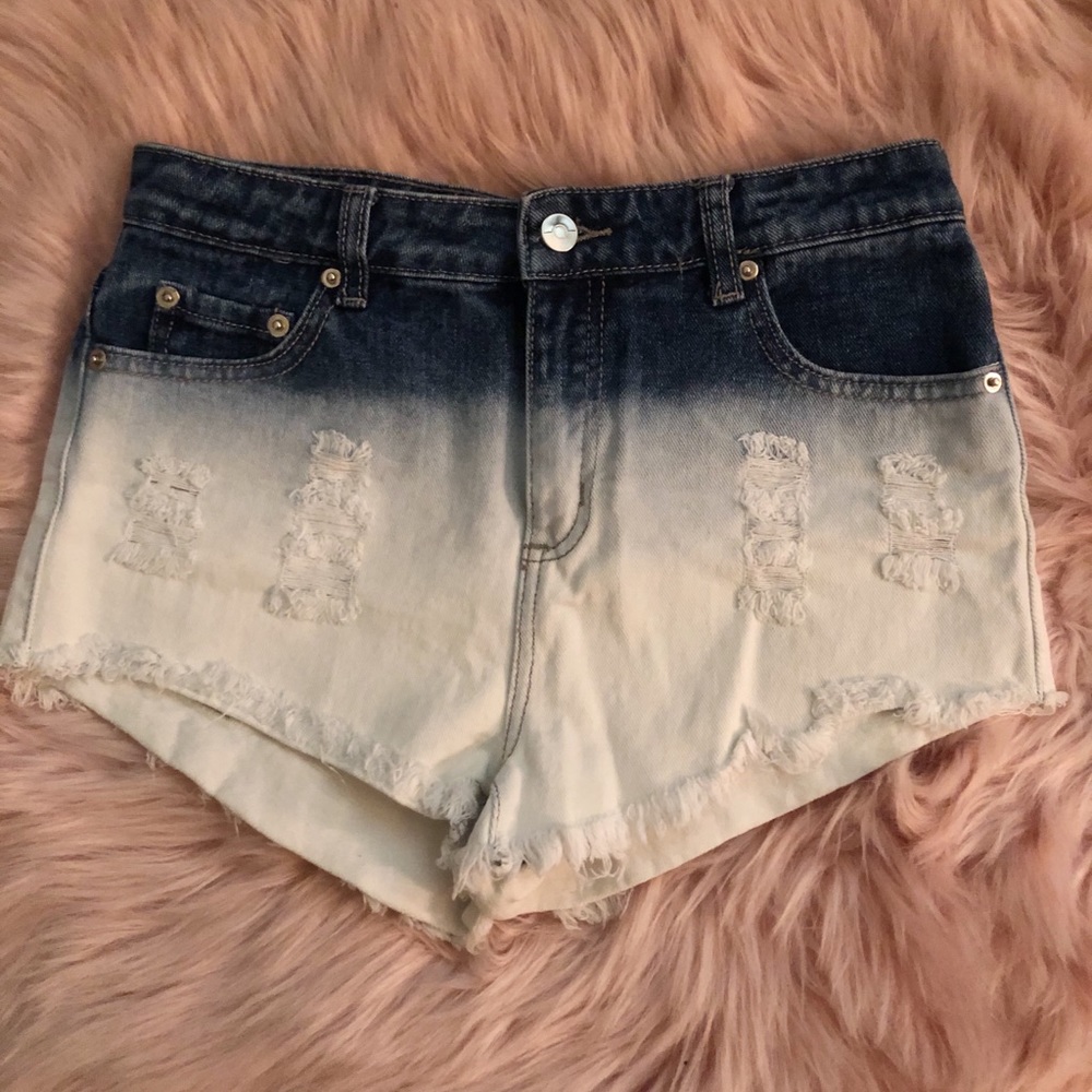 Ombré high rise shorts